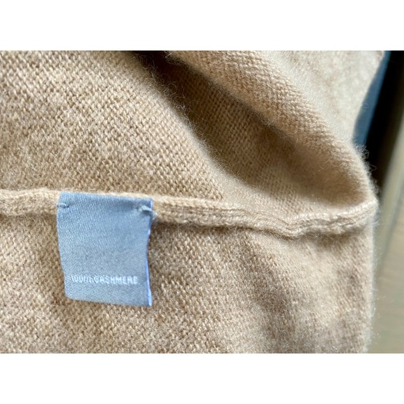 Neiman Marcus Camel 100% Cashmere Turtleneck Sweater Size XL - Picture 5 of 8